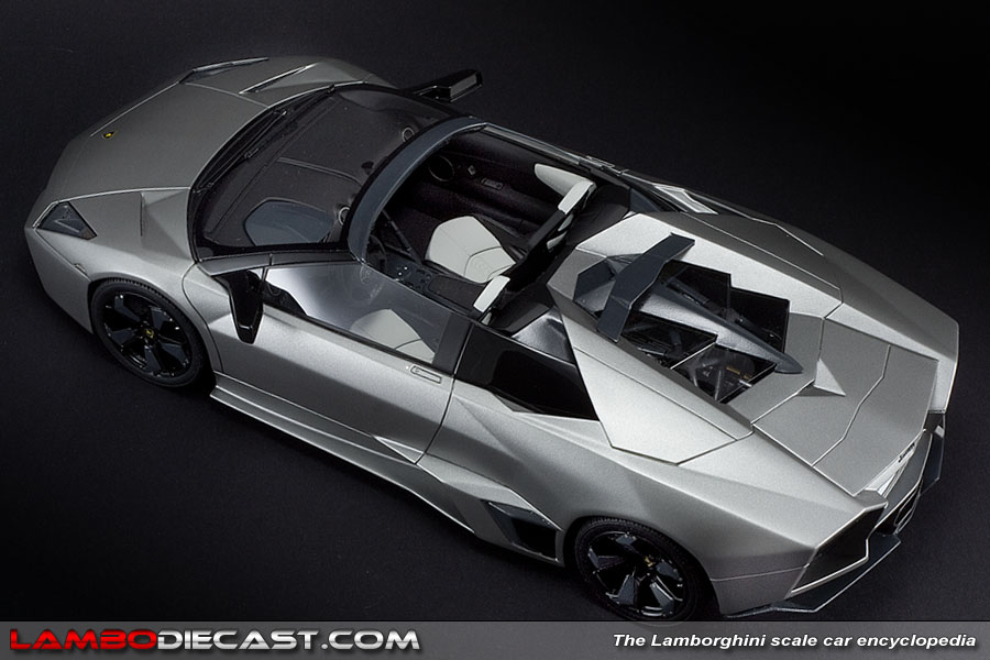 The 1/18 Lamborghini Reventon Roadster from MR, a review by