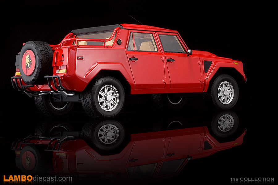 lamborghini lm 1:18 002