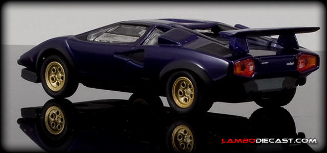 Lamborghini Countach LP500S by Kyosho