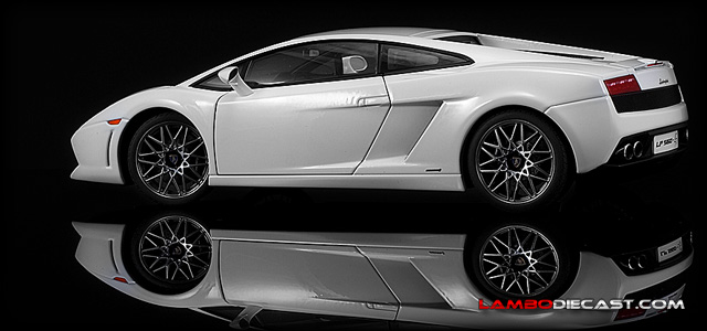 Lamborghini Gallardo LP560-4 by AUTOart