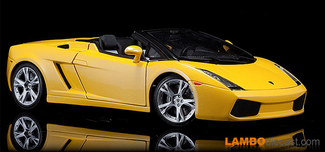 Lamborghini Gallardo Spyder by Bburago