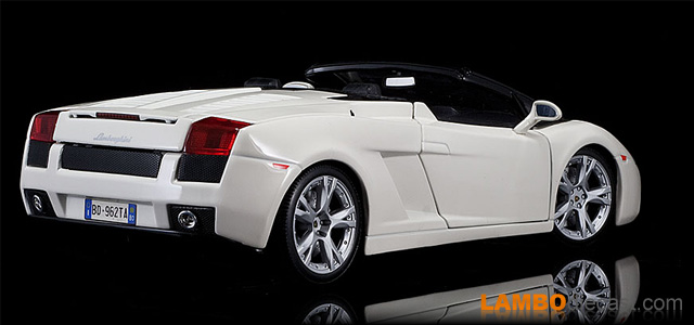 Lamborghini Gallardo Spyder by Maisto