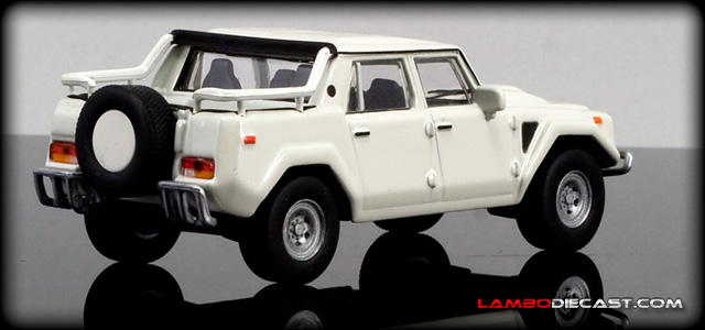 Lamborghini LM 002 by Kyosho