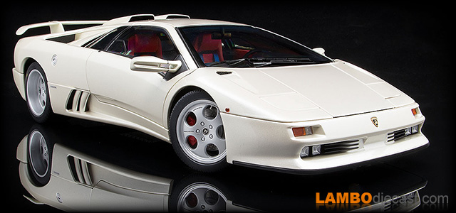 Lamborghini Diablo SE30 Jota by AUTOart