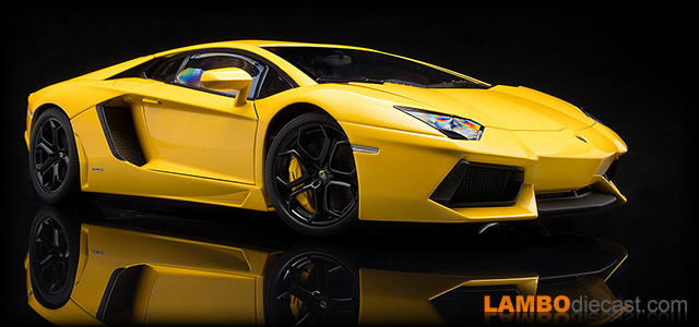 Lamborghini Aventador LP700-4 by AUTOart