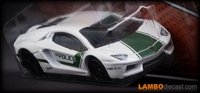 Lamborghini Aventador LP700-4 by Hotwheels