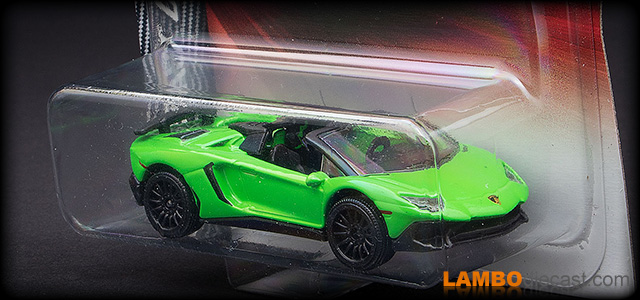 Lamborghini Aventador LP750-4 SV Roadster by Majorette