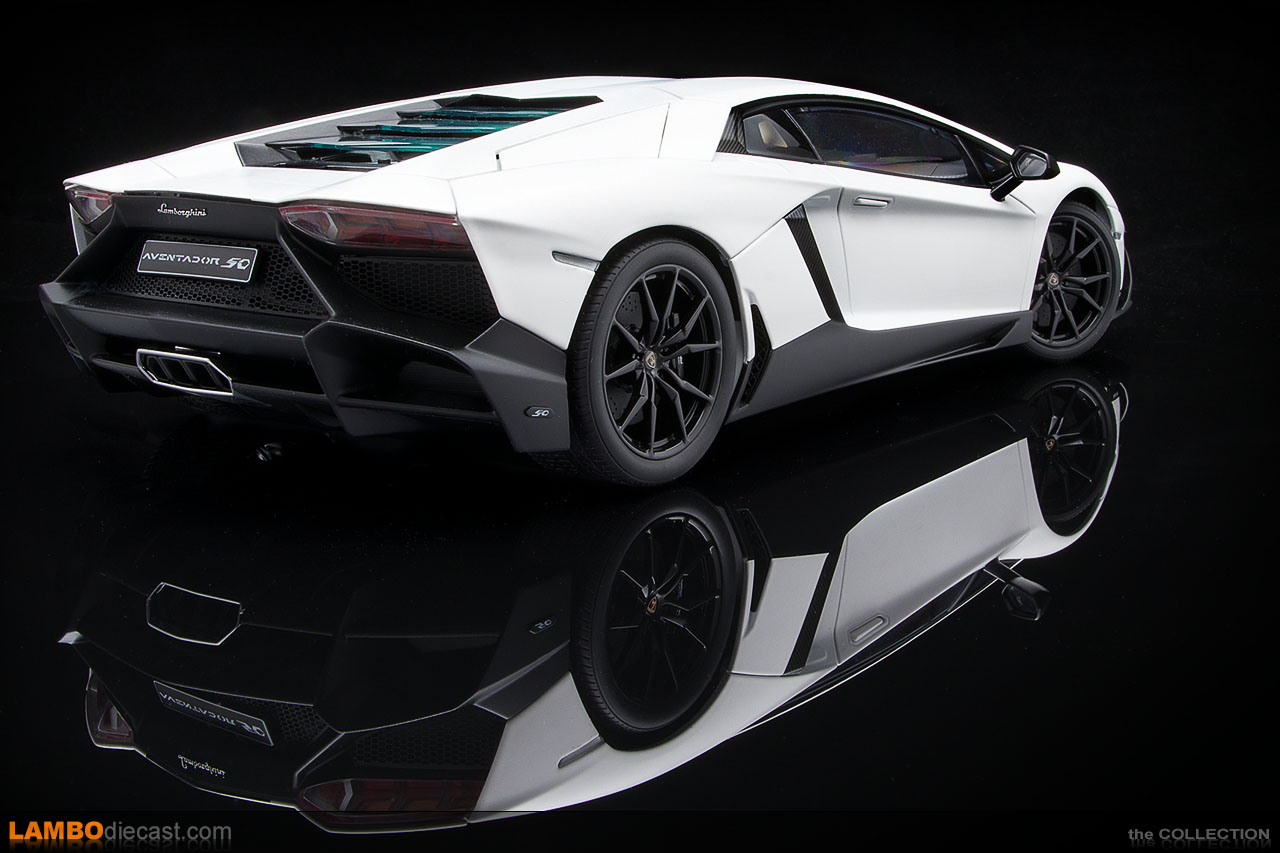 Lamborghini Aventador LP720-4