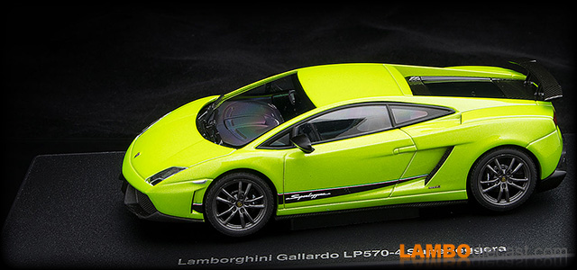 Lamborghini Gallardo LP570-4 Superleggera by AUTOart