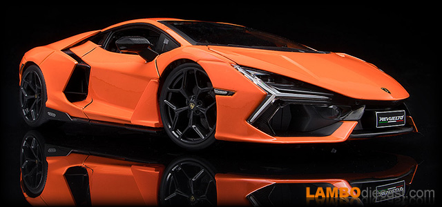 Lamborghini Revuelto  - 1/18 by Maisto