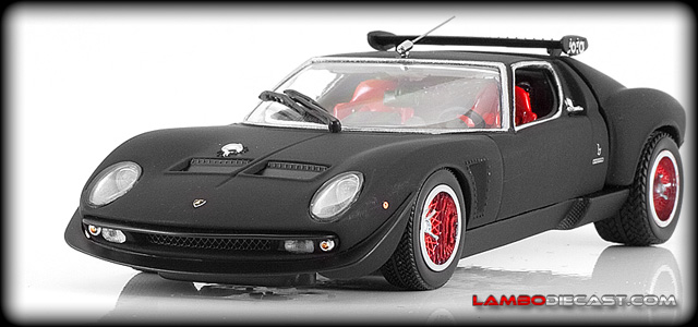 Lamborghini Miura SVJ by Kyosho