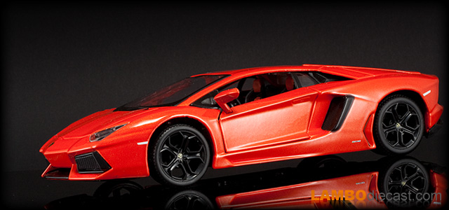 Lamborghini Aventador LP700-4 by Maisto