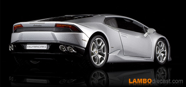 Lamborghini Huracan LP610-4 by Bburago