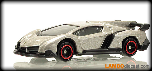 Lamborghini Veneno LP750-4 by Tomica