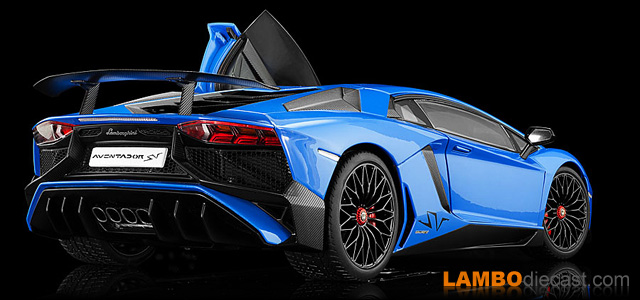 Lamborghini Aventador LP750-4 Superveloce by AUTOart