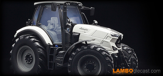 Lamborghini Tractor Mach 250 VRT by Universal Hobbies