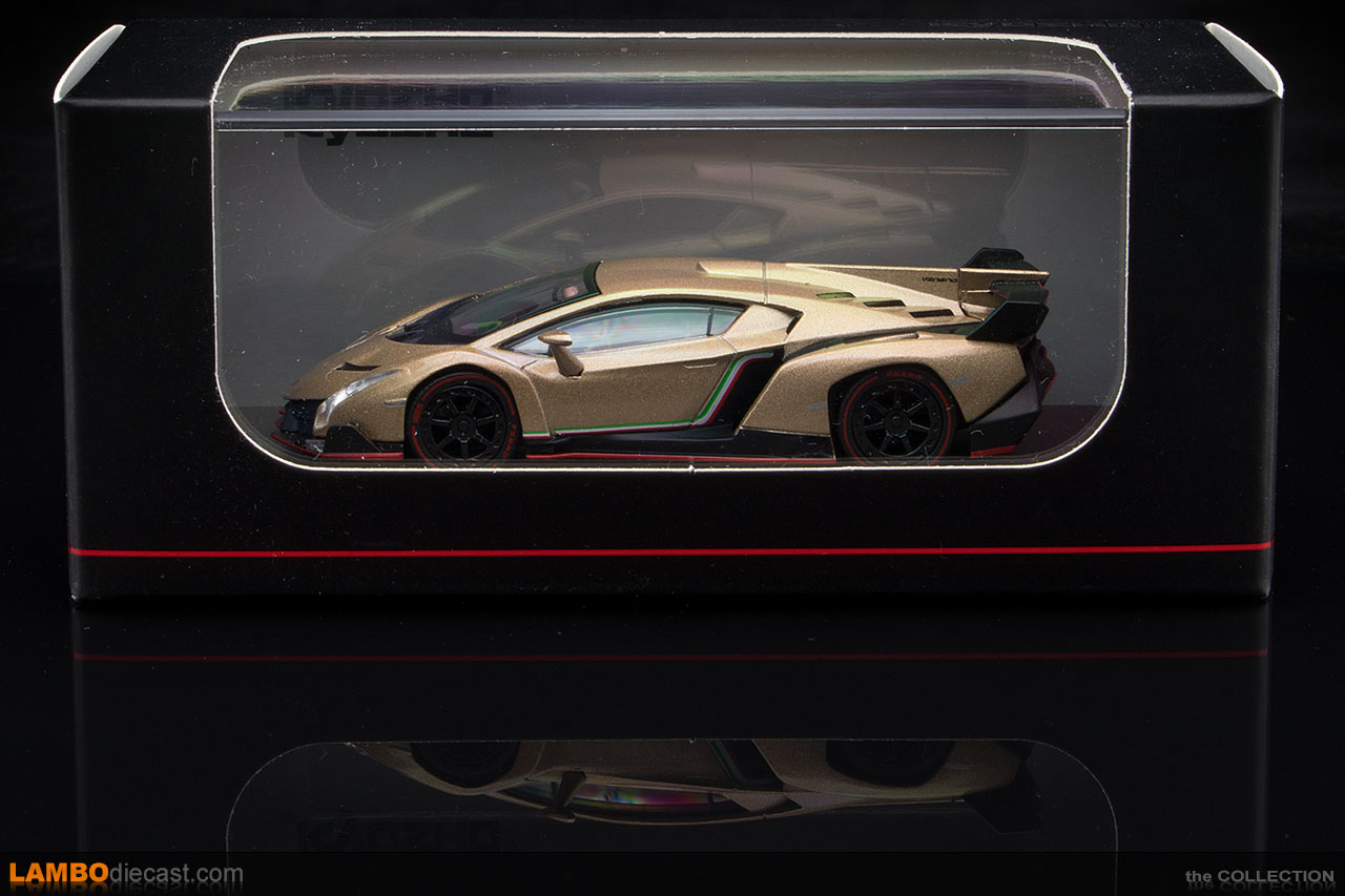 The 1/64 Lamborghini Veneno LP750-4 from Kyosho, a review by