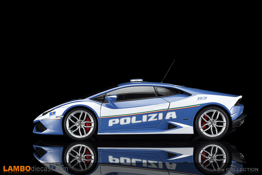 The 1/18 Lamborghini Huracan LP610-4 Polizia from AUTOart, a review by  