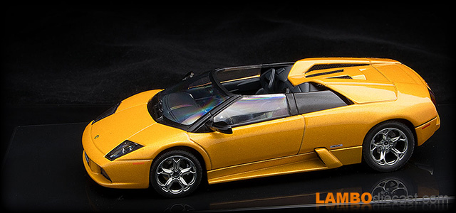 Lamborghini Murcielago Roadster by AUTOart