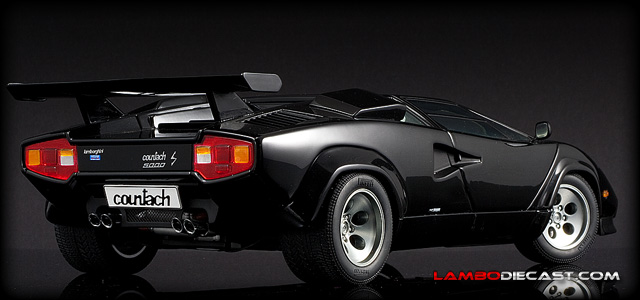 The 1/18 Lamborghini Countach LP500S from AUTOart, a review by  