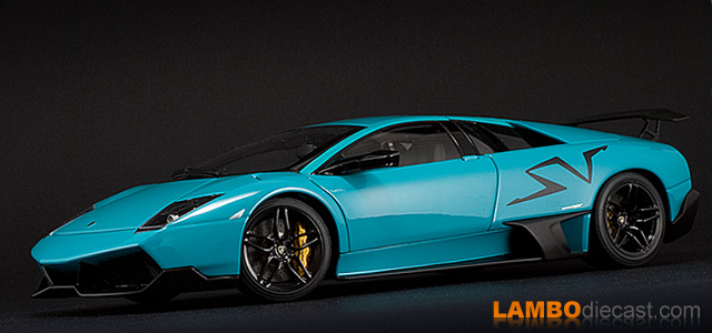 Lamborghini Murcielago LP670-4 SV by AUTOart