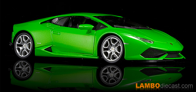 Lamborghini Huracan LP610-4 by Bburago