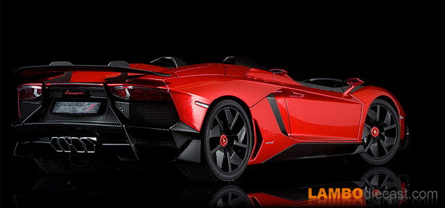 The 1/18 Lamborghini Aventador J from AUTOart, a review by 