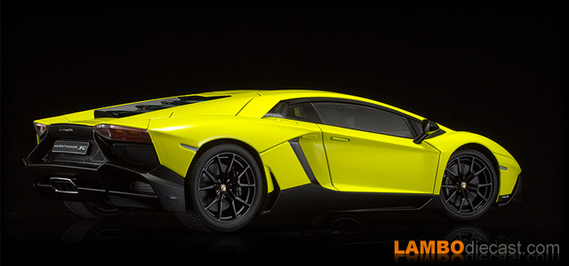 Lamborghini Aventador LP720-4 by AUTOart